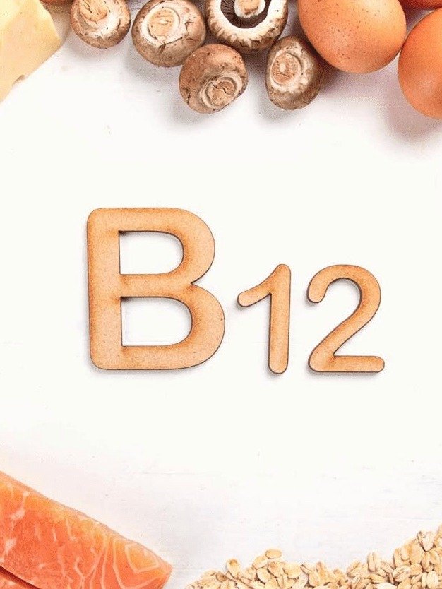 ¡Alerta! ¿Piernas Débiles y Calambres? Descubre el Secreto de 3 Vitaminas Clave que NADIE te ha Contado