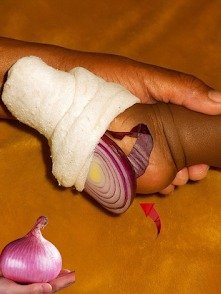 ¡El Truco Viral de la Cebolla en tus Calcetines que te Hará Dormir como un Bebé! Dile Adiós a la Tos y Congestión Nocturna PARA SIEMPRE
