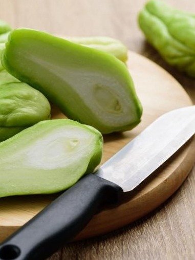 ¡No Vas a Creerlo! Este Alimento Olvidado Podría Ser el Secreto Para Decir Adiós a las Piernas Cansadas Después de los 50