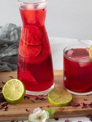 ¡El Secreto Refrescante que TU CUERPO PIDE a gritos! Descubre los 20 Beneficios del Té de Flor de Jamaica y Limón que NO puedes Ignorar