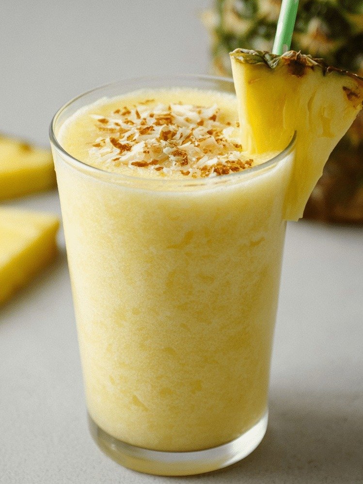 WARNING: This 5-Minute Creamy Pineapple Smoothie Is SO Good, You'll Crave It Every Single Day!
