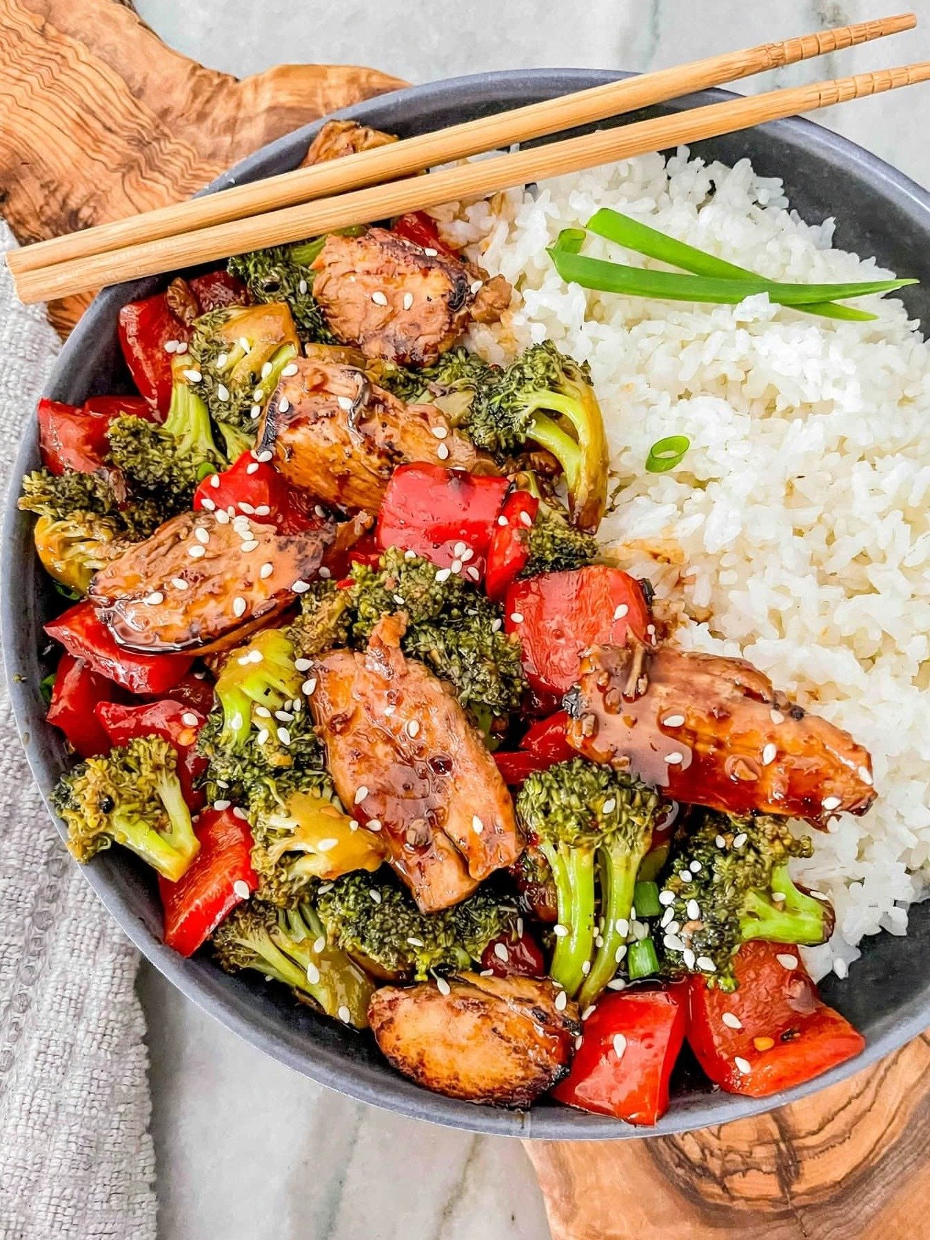 STOP Scrolling! This 25-Minute Chicken Teriyaki Stir-Fry Is Your New Weeknight Dinner Obsession