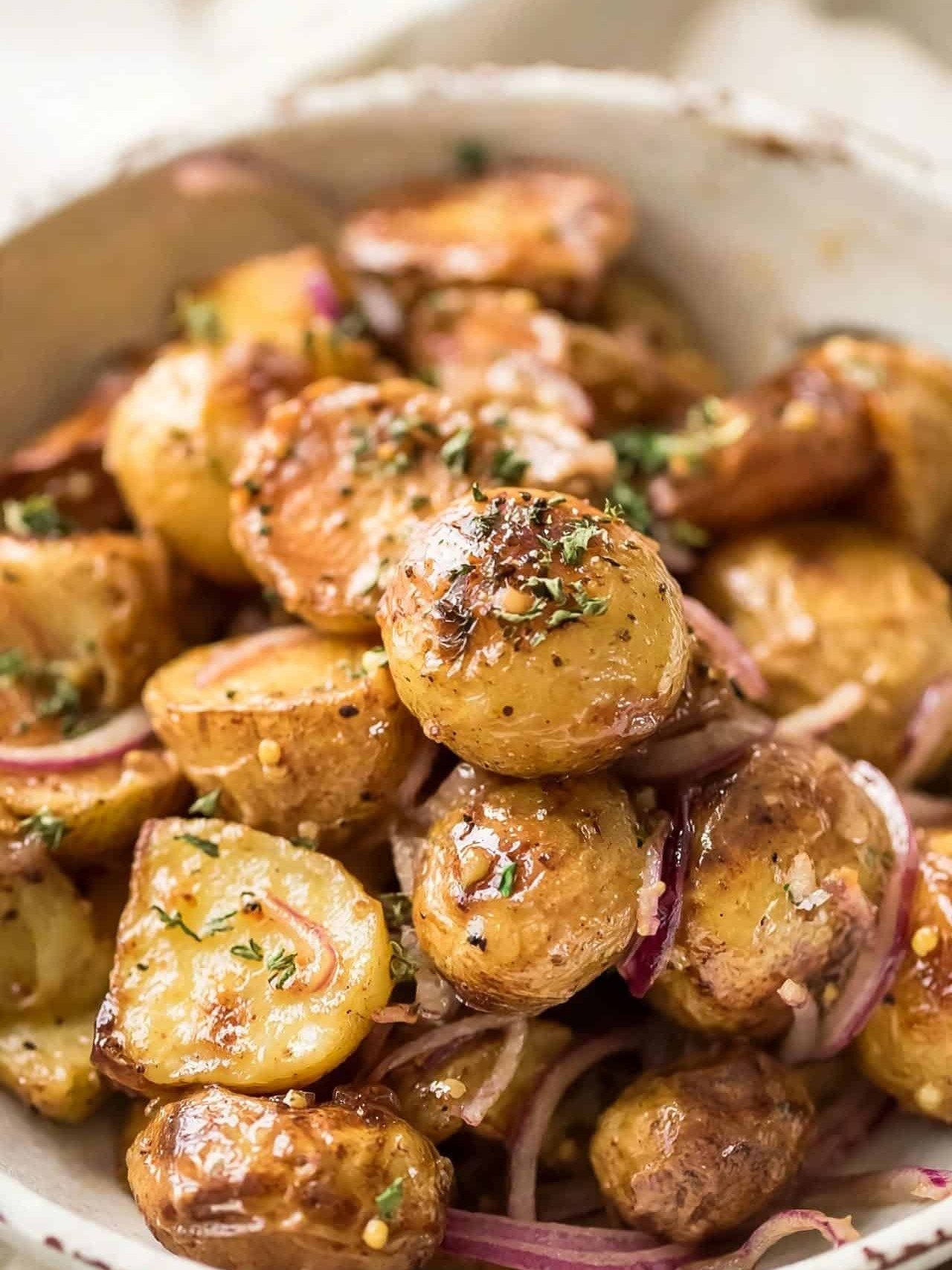 Forget Mayo! This Irresistible Honey Mustard Warm Potato Salad Will Be Your New Go-To Side Dish